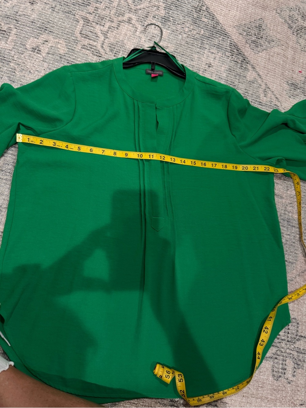 Vince Camuto Emerald Green Ruffle Sleeve Blouse - Picture 8 of 13